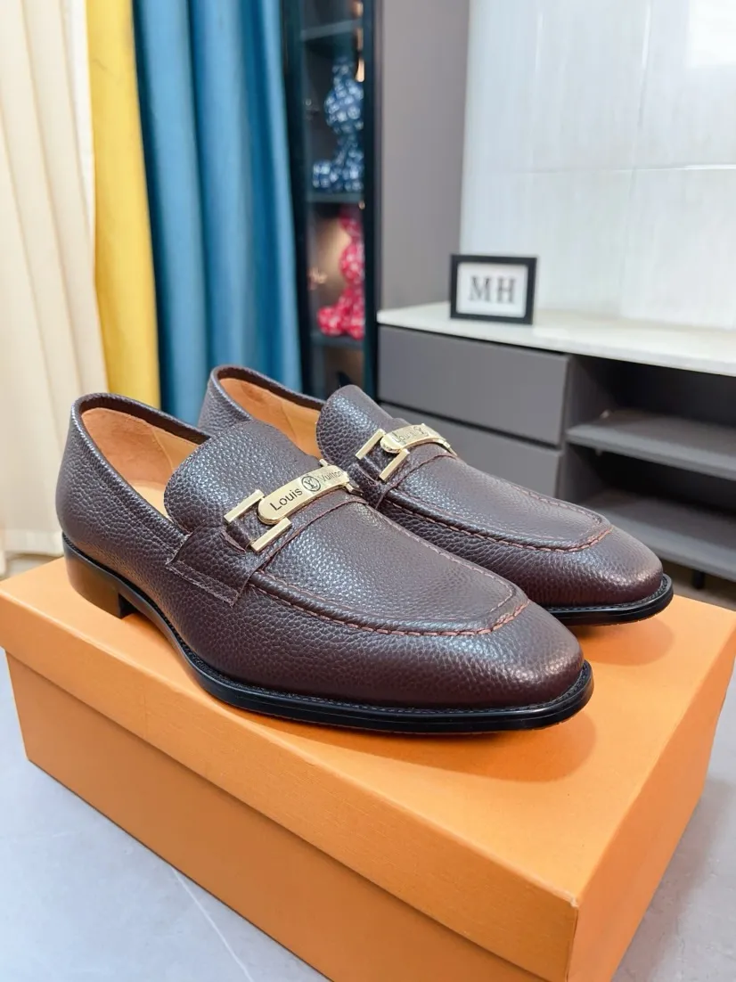 Men's men's shoes 💰500🌸🌸 [Louis Vuitton (LV)] High-end business formal leather shoes 🍀 luxurious and elegant style, both practicality and style, professional focus on details and quality, counter original 1⃣️: 1⃣️ ultra-accurate reproduction 👍🏻! Material: The upper is made of imported original calfskin➕imported Italian cowhide leather. Original anti-slip and wear-resistant outsole! Code number: 38--44 (45 customized)